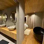 7 Luxury With Cinema Chalet *