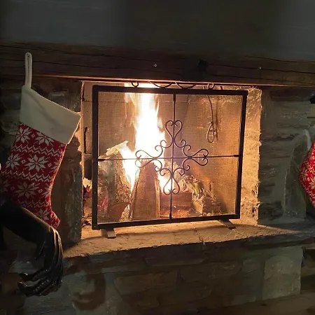 7 Luxury With Cinema *