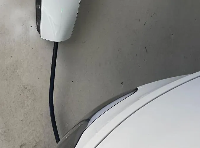 7 Luxury With Cinema *