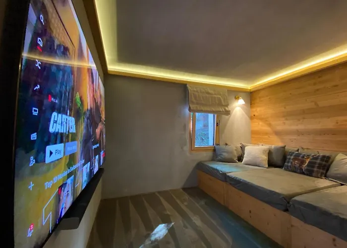 7 Luxury With Cinema